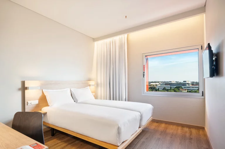 1 QuartoTwinStandard