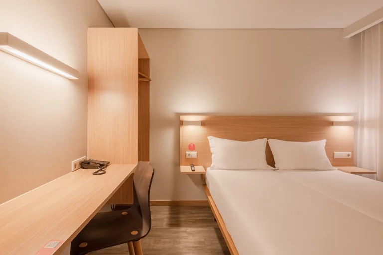 1 QuartoTwinStandard