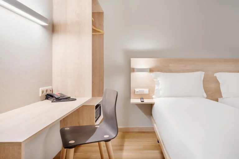 3 QuartoTwinStandard